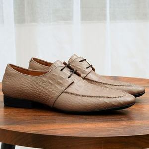 Zapatos Casuales de Hombre con Aumento de Altura Invisible, Parte Superior de Cuero, Estilo Botín Negro, Zapatos Elevadores para Hombre - Product Image 2