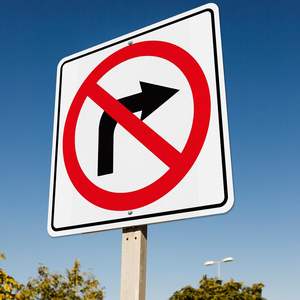 Señal de Tráfico Reflectante de Prohibido Girar a la Izquierda (Cumple con MUTCD de EE. UU./Canadá) - Señal de Tráfico de Aluminio Resistente a la Intemperie - Product Image 5