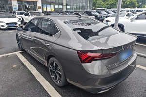 Skoda <span class=keywords><strong>Octavia</strong></span> 2021 PRO TSI280 DSG Edizione Premium SAIC 1.4T Turbo 150CV Usata con Sedili in Pelle e Cerchi in Lega - Product Image 2