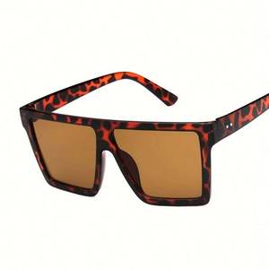 Gafas de Sol Retro de Moda de Lujo con Logotipo Personalizado, Protección UV400, Gafas de Sol de Ojo de Gato para Mujer, Gafas de Sol Cuadradas Extra Grandes para Mujer - Product Image 3