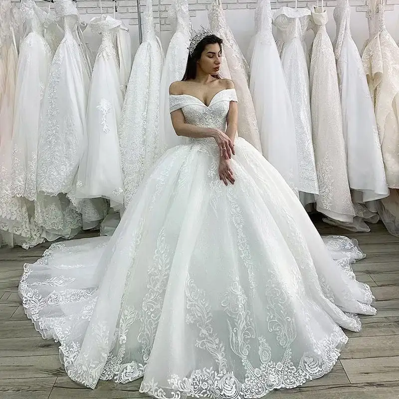 Neue V-Ausschnitt Prinzessin Brautkleid Spitze Eine Linie Eine Schulter Elegante Hochzeit Braut Weiße Spitze Pettis kirt Mädchen Brautkleid