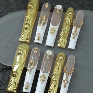 Faux ongles à presser faits main, extra longs, couvrants, en acrylique de luxe, motifs étoile, papillon, fleur, prix usine, vente en gros - Product Image 1