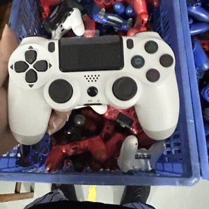 PS4 mobil PC ve TV için ergonomik kablosuz oyun denetleyicisi çok modlu şarj edilebilir Gamepad titreşim Motor Joystick düğmeler ps4 - Product Image 2