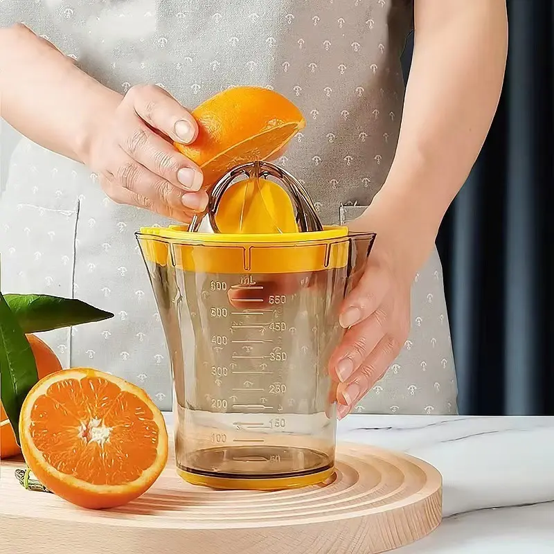 Fabriek Direct Groothandel Eenvoudige Handmatige Kleine Oranje Juicer Draagbaar Fruit Juicer Machine Met Schaal