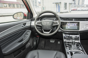 Chery Arrizo <span class=keywords><strong>5</strong></span> PRO Sedán <span class=keywords><strong>2019</strong></span>, Volante a la Izquierda, Cámara Trasera, Asientos de Tela, Neumáticos R17, Automático, Gasolina, Interior Oscuro - Product Image 5