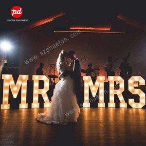 Décorations de mariage en gros, décoration de fête, lettres lumineuses de 3 pieds, fournitures de mariage, Mr & Mrs - Product Image 1