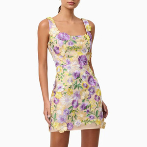 2025 mùa hè thời trang Pháp phụ nữ treo váy ngắn Mục Vụ Mới ba chiều hoa cắt dán dây đai Spaghetti - Product Image 4