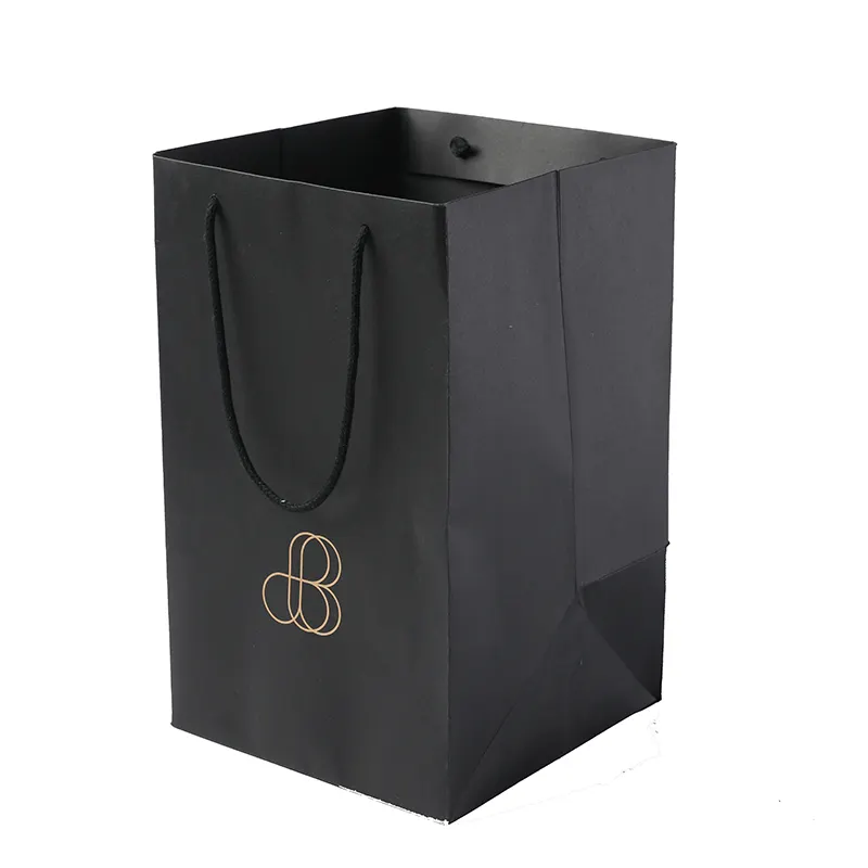 Venta al por mayor barato negro ropa plantas ropa interior regalo compras personalizado impreso famosa marca de lujo bolsas de papel de embalaje