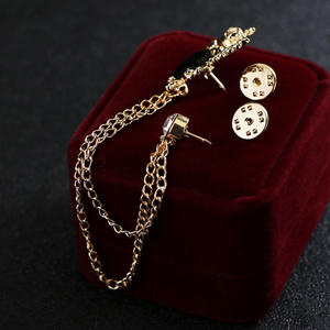Rétro Strass Alliage Gland Aigle Broche Pas Cher Hommes Femmes Style Placage Revers Corsage Cristal Strass Broche Avec Chaîne - Product Image 4