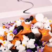 Accessoires en résine Whimsigoth Lapin d'Halloween Peints à la main 3D Ornements de jardin fantaisistes Charmants Décoration d'intérieur directement de l'usine