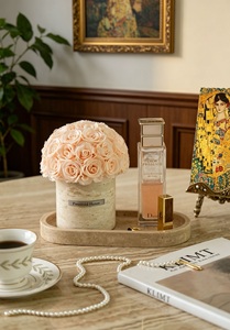 <span class=keywords><strong>Vaso</strong></span> in Travertino Naturale con 40 Rose Stabilizzate e Vassoio Abbinato, Rosa Immortale, Decorazione da Tavolo, Regalo - Product Image 3