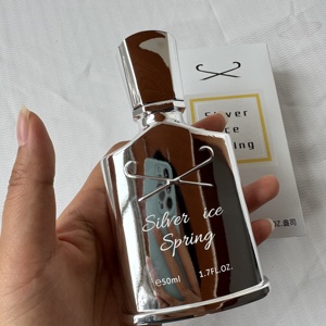 <span class=keywords><strong>Eau</strong></span> <span class=keywords><strong>de</strong></span> <span class=keywords><strong>Parfum</strong></span> Unisexe Silver Mountain Water 100ml Pour <span class=keywords><strong>Homme</strong></span> Vente en Gros <span class=keywords><strong>Parfum</strong></span> <span class=keywords><strong>de</strong></span> Marque Original pour <span class=keywords><strong>Homme</strong></span> - Product Image 5