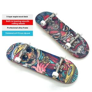 สเก็ตบอร์ดนิ้วมือแบบสองท่อน JIESEN ทำจากไม้เมเปิลแคนาดาห้าชั้น ผลิตด้วยกรรมวิธีการหล่อแบบแรงโน้มถ่วง เป็นมิตรกับสิ่งแวดล้อม เหมาะสำหรับผู้เริ่มต้น ขนาดมินิ - Product Image 2