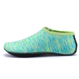 Chaussettes de natation tricotées unisexes antidérapantes, chaussures aquatiques, sandales de plage d'été, chaussures plates, chaussettes de sport pour la plage, hommes et femmes - Product Image 5