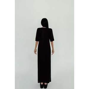 Robe trapèze noire Roland, élégante et décontractée, style soirée, col carré, design personnalisé, taille XS, manches bouffantes, longueur genou, motif uni - Product Image 1