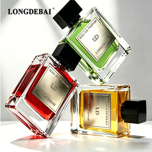 Botella de Perfume Cuadrada de Vidrio Transparente para Hombre, con Pulverizador, Tapa Negra, Vacía, de 30ml, 50ml, 100ml, Venta al Por Mayor - Product Image 1