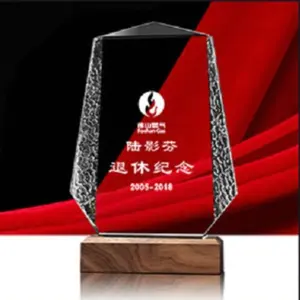 新款创意k9水晶奖杯公司年度庆典颁奖仪式纪念员工水晶木盾奖杯颁奖
