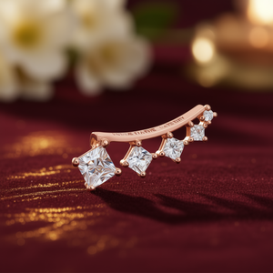 Pendientes de Aro Vivienne Westwood en Oro Rosa con Diamantes de Corte Princesa, Minimalistas, para Uso Diario Femenino - Product Image 2