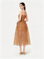 Robe de soirée moulante mi-longue sans bretelles en maille à sequins marron doré, idéale pour les banquets et cocktails – Nouvelle collection très prisée
