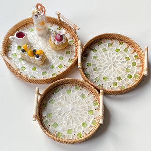 Luxury Natural Decorative Tray Seashell Splicing Serving Tray Afternoon Tea Fruits Storage Perfume Tray with rattan handle