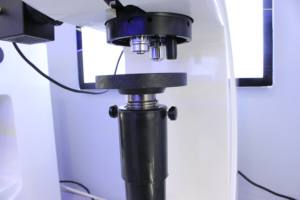 Chins <span class=keywords><strong>Supplier</strong></span> HVS-10Z Automatische Revolverkopf-Digital-Vickers-Härteprüfmaschine für Metalllabore - Product Image 3