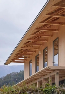 Casa prefabricada de madera personalizable de estilo moderno de color claro con techo a dos aguas para casa de familia o vida autónoma mejora la iluminación diurna - Product Image 5