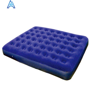 Matelas <span class=keywords><strong>gonflable</strong></span> portable en PVC pliable au <span class=keywords><strong>prix</strong></span> d'usine, <span class=keywords><strong>coussin</strong></span> d'air pour le camping en plein air, la chambre à coucher intérieure - Product Image 4
