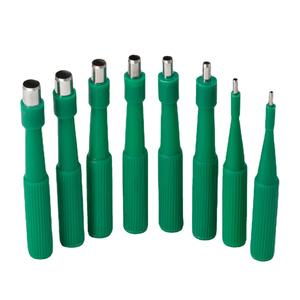 Pinces à éponges chirurgicales et pinces à pansements de haute qualité, fabriquées en acier inoxydable, adaptées aux procédures chirurgicales - Product Image 5