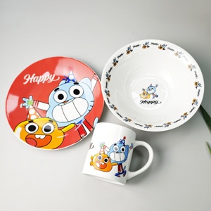 Ensemble de vaisselle en céramique 12 pièces, design carton blanc et rouge, assiettes, tasses et bols, vente chaude - Product Image 1