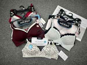 1-B0549 # Reggiseni a Triangolo <span class=keywords><strong>Senza</strong></span> <span class=keywords><strong>Ferretto</strong></span> Comodi a Basso Prezzo, Alcuni con Gancio, Commercio all'Ingrosso per l'Estero - Product Image 2