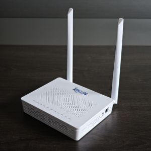 Router Mikrotik XPON ONU ZC-520T en Oferta, 1GE+ 3FE+ 1POTS+ 1USB+1CATV+ 2.4GWIFI, Precio al por Mayor - Product Image 2