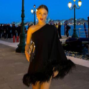 Abito <span class=keywords><strong>da</strong></span> Donna Elegante <span class=keywords><strong>da</strong></span> Club Monospalla con Piume di Tacchino Abito <span class=keywords><strong>da</strong></span> Ballo <span class=keywords><strong>da</strong></span> Festa Largo con Piume di Struzzo Corto <span class=keywords><strong>da</strong></span> <span class=keywords><strong>Sera</strong></span> - Product Image 4