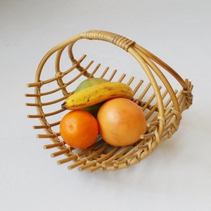 Handmade Natural Rattan Fruit <b>Basket</b> Cradle Shape Eco Friendly Woven Vegetable <b>Bread</b> Storage Tray For Home Kitchen Decoration - Product Image 1