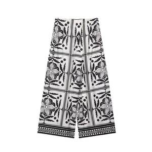 PB&ZA <span class=keywords><strong>Femme</strong></span> 2025 Nouvelle Collection Été – <span class=keywords><strong>Pantalon</strong></span> <span class=keywords><strong>Chic</strong></span> et Tendance à <span class=keywords><strong>Taille</strong></span> <span class=keywords><strong>Haute</strong></span> avec Cordon de Serrage et Effet Extensible, Style Vintage pour <span class=keywords><strong>Femme</strong></span> - Product Image 2