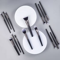 GR139 Ensemble de 15 pinceaux de maquillage pour le visage avec manche en bois argenté pour fond de teint et anticernes