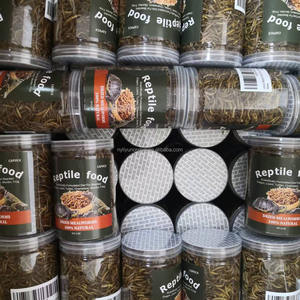 يرقات اليرقات البرية (BSF) المجففة العضوية - مكمل غذائي مغذي للحيوانات الأليفة الصغيرة - Product Image 1