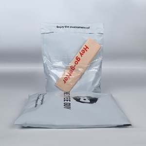 Sac d'expédition en plastique imperméable de sécurité, sac de courrier poly personnalisé avec logo imprimé, poche pour vêtements - Product Image 1