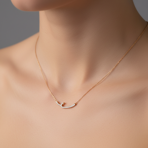 จี้เพชรยอดนิยม ซีรีส์ Curve งานแฮนด์เมด เครื่องประดับทองคำแท้ 18K เพชรธรรมชาติ สร้อยคอจี้แบบซ้อนได้ - Product Image 5