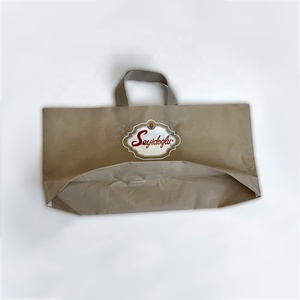 Bolsas de Compras de Plástico Desechables con Asas Suaves y Logotipo Personalizado para Tiendas Minoristas y Boutiques - Product Image 5