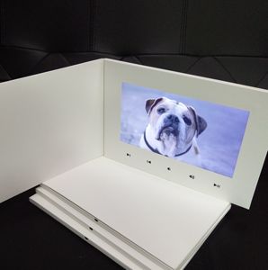 Bracelet vidéo numérique personnalisé avec écran lcd, 7 pouces, fausses broches, produit chinois fait à la main, imprimé, <span class=keywords><strong>pas</strong></span> <span class=keywords><strong>cher</strong></span> - Product Image 1