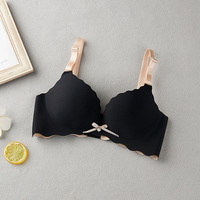 Soutien-gorge push-up sans fil tendance pour adolescentes avec design color-block macaron sans couture, style sexy