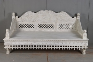 Elegant White Carved Wood Daybed Sofa Set Modern Style Lounge <b>Bench</b> Furniture for Living Room Bedroom Hotel and Luxury Interior - Product Image 3
