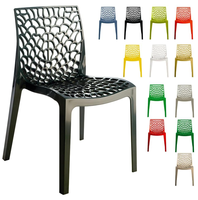 Chaise de loisirs en plastique à dossier creux résistante à l'usure, légère, élégante et moderne, idéale pour restaurant, maison, café, vente en gros