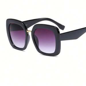 Lunettes de soleil surdimensionnées vintage de luxe pour femmes, tendance 2021, verres dégradés, lunettes carrées pour femmes 2021 - Product Image 4