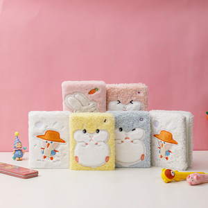 Carnet de notes mini format A5 avec couverture en peluche douce et moelleuse, mignon et kawaii, avec des animaux de dessin animé, pour enfants, étudiants, école - Product Image 3