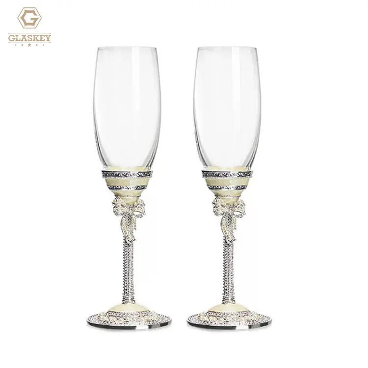 Bowknot Champagne Verre Avec Diamant Gobelet Moderne De Luxe De Mariage Tasses À Vin Mousseux Verre À Vin En Gros