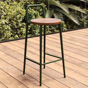 Tabouret <span class=keywords><strong>de</strong></span> <span class=keywords><strong>bar</strong></span> <span class=keywords><strong>de</strong></span> luxe léger avec dossier <span class=keywords><strong>chaise</strong></span> <span class=keywords><strong>de</strong></span> <span class=keywords><strong>bar</strong></span> en <span class=keywords><strong>fer</strong></span> moderne chaises <span class=keywords><strong>de</strong></span> salon tabouret <span class=keywords><strong>de</strong></span> <span class=keywords><strong>bar</strong></span> <span class=keywords><strong>chaise</strong></span> haute - Product Image 2