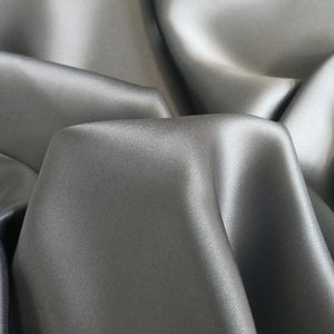100% tissu en <span class=keywords><strong>soie</strong></span> de mûrier 25mm 45 "largeur couleur unie Nature <span class=keywords><strong>soie</strong></span> pour literie robe mariage bricolage vendu par cour - Product Image 2