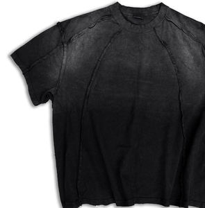 T-shirt Vintage da Uomo Personalizzata con Cuciture Inverse, in Cotone Pesante 100% Effetto Distressed e Lavaggio Acido - Vendita all'Ingrosso - Product Image 3