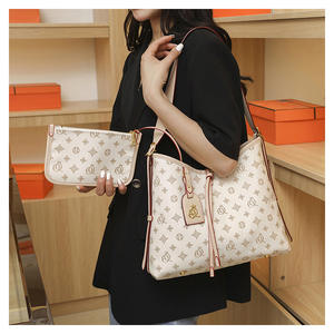 Sac à bandoulière à motif imprimé rétro de créateur de mode élégant Sac fourre-tout seau à lettres avec sacs à main Deux pièces Sacs à main - Product Image 1